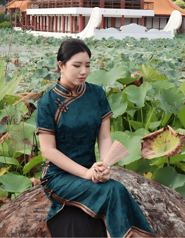 Classic Emerald Floral Dress - Image 5