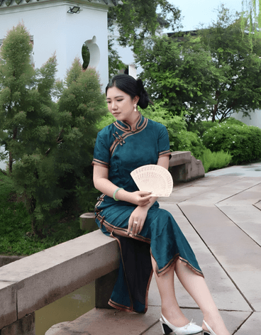 Classic Emerald Floral Dress - Image 3